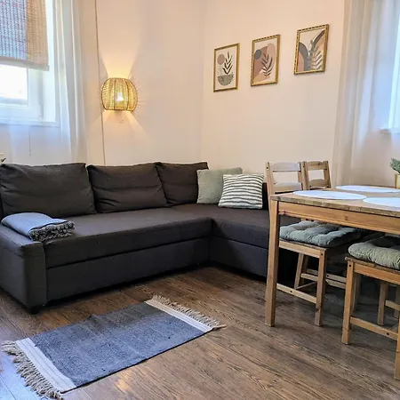 شقة Comfortable Apartment, Sauna Included In The Price